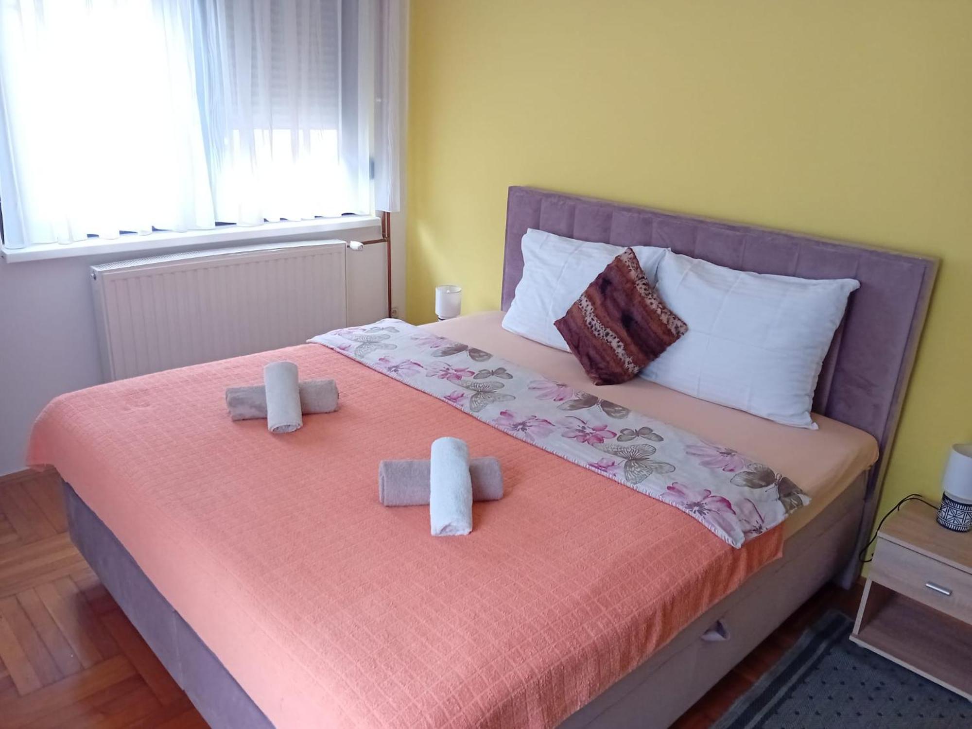 & 4 Rijeke 3* Karlovac